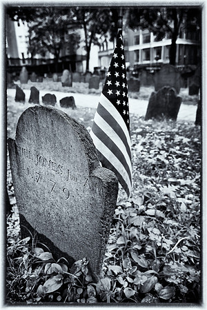 Grave, Boston